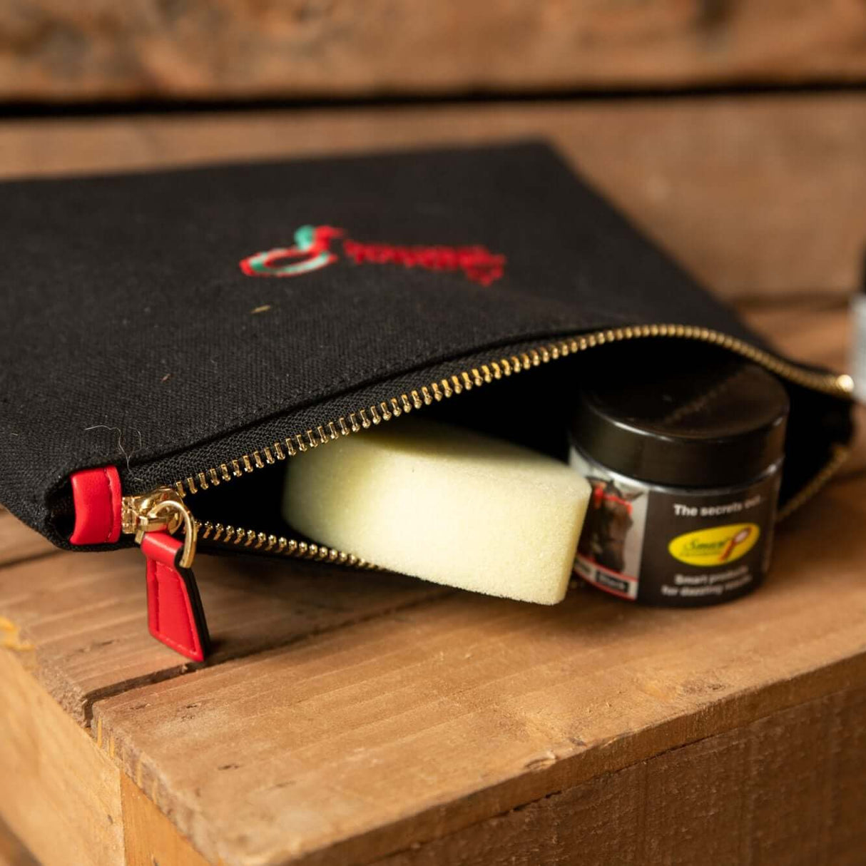 Smart Grooming Accessories Pouch