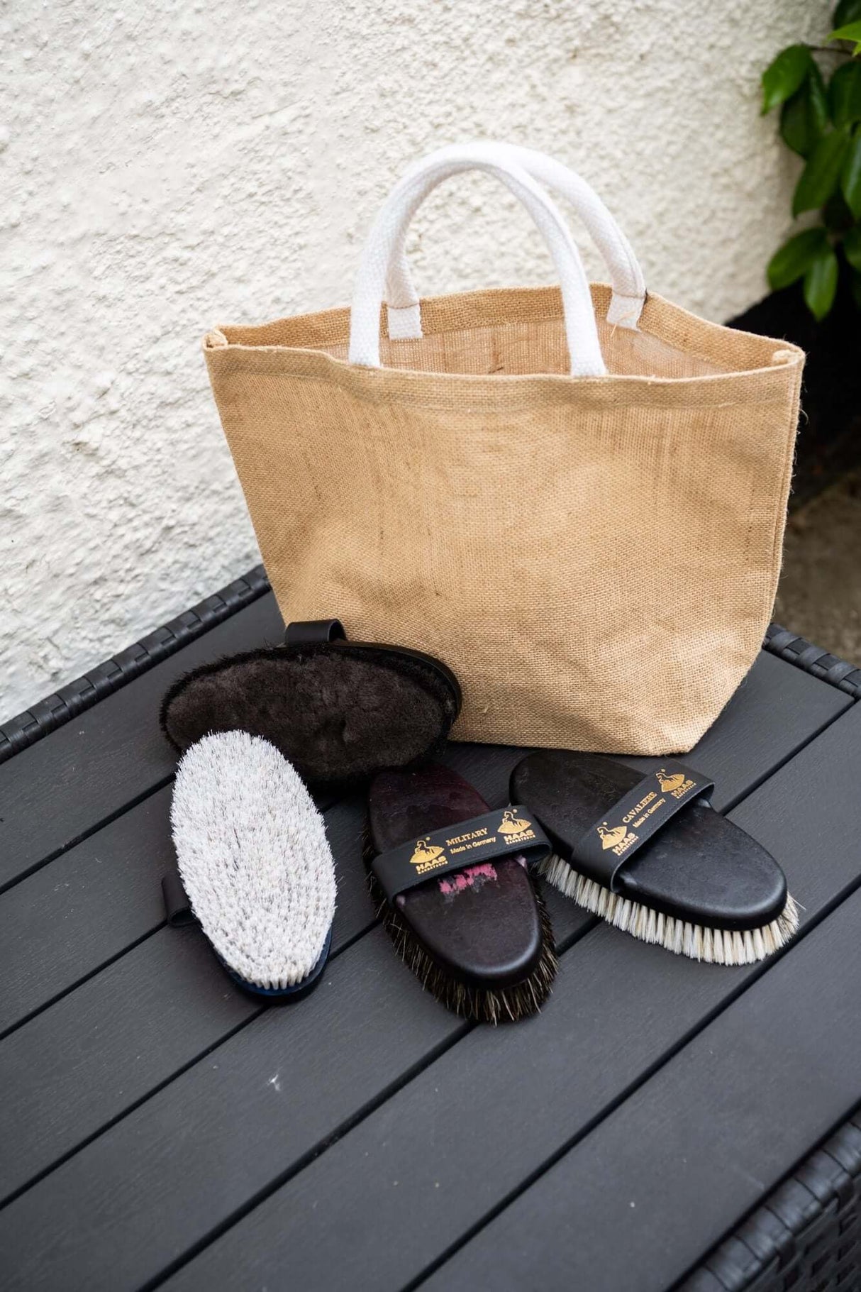 HAAS Chestnut/Light Bay Set