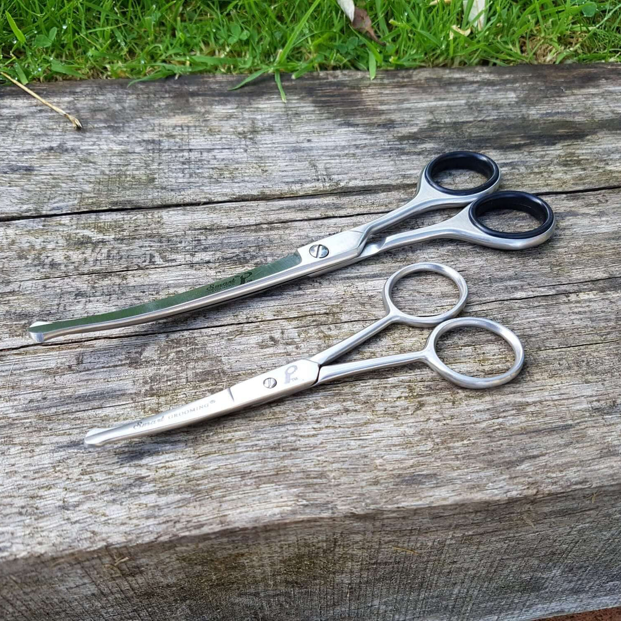 Smart Grooming 4.5"/11cm Curved Safety Scissors