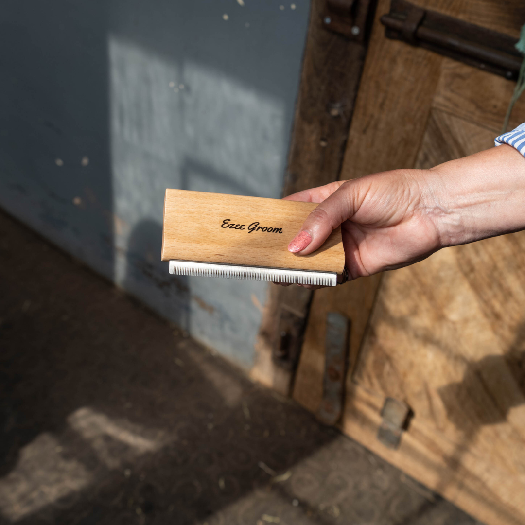 Smart Grooming -The Ezee Groom