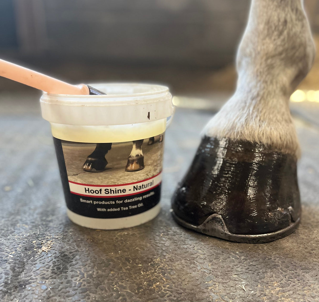 Smart Grooming Hoof Shine
