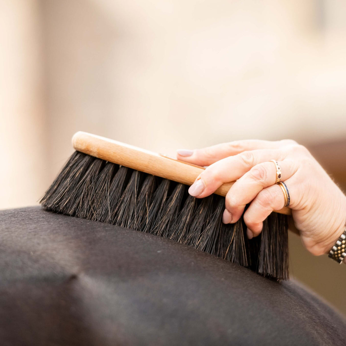 Borstiq Shaped Arenga Horse Brush