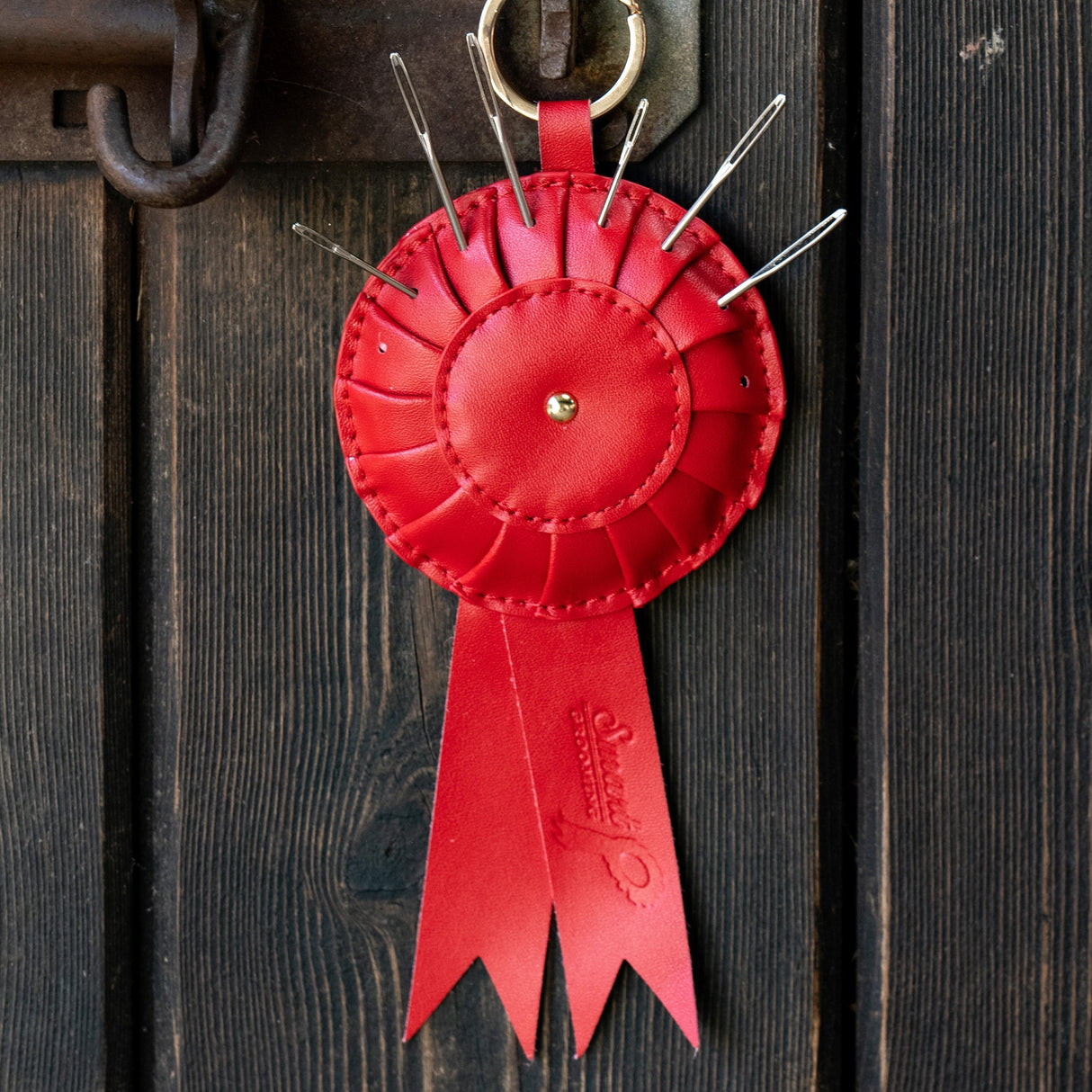 Smart Grooming - The Rosette Pincushion