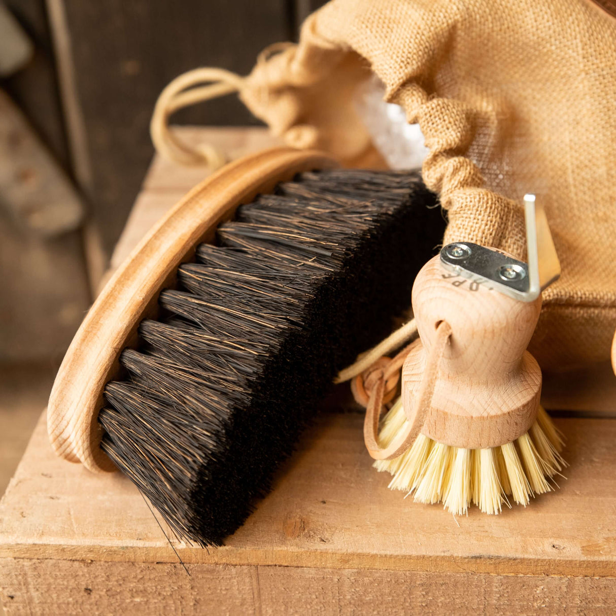 Borstiq Hairy Horse Set