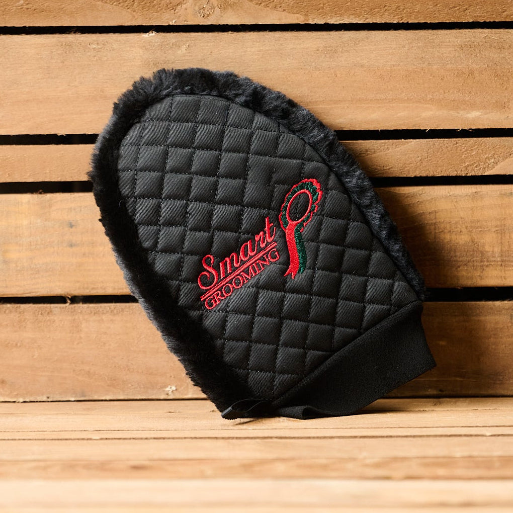 Smart Grooming Quilted Mitt