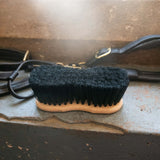 Borstiq Shaped Soft Flick Brush